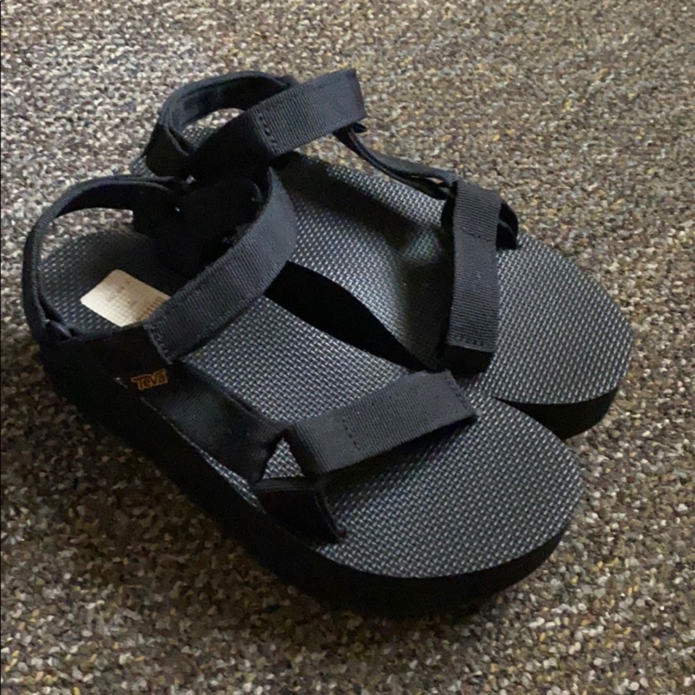 Black platform tevas - brand new